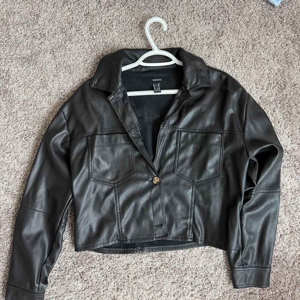Forever 21 black faux leather cropped jacket